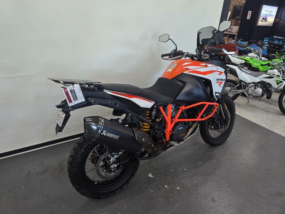 2018 KTM SUPER ADVENTURE R DUAL SPORTS