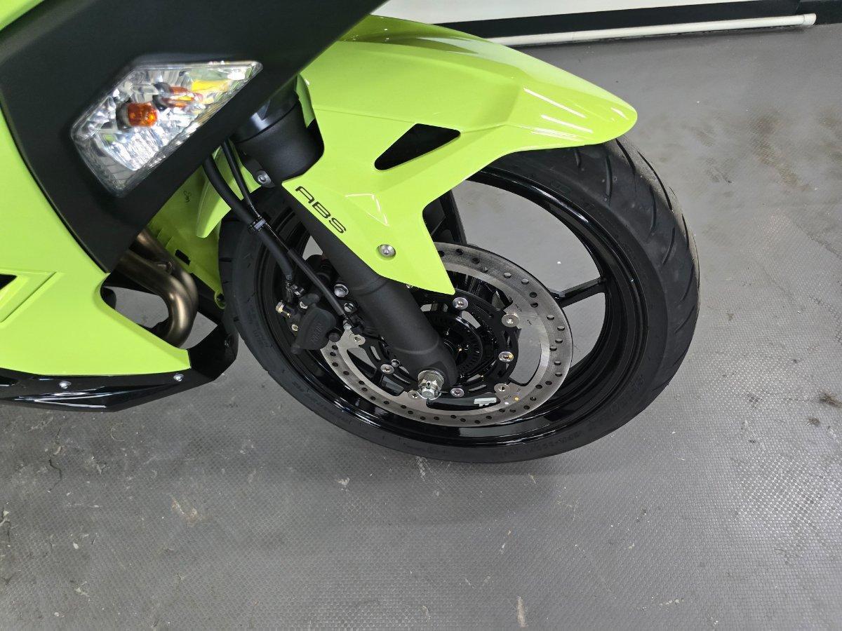 2026 KAWASAKI NINJA 500 SPORTS