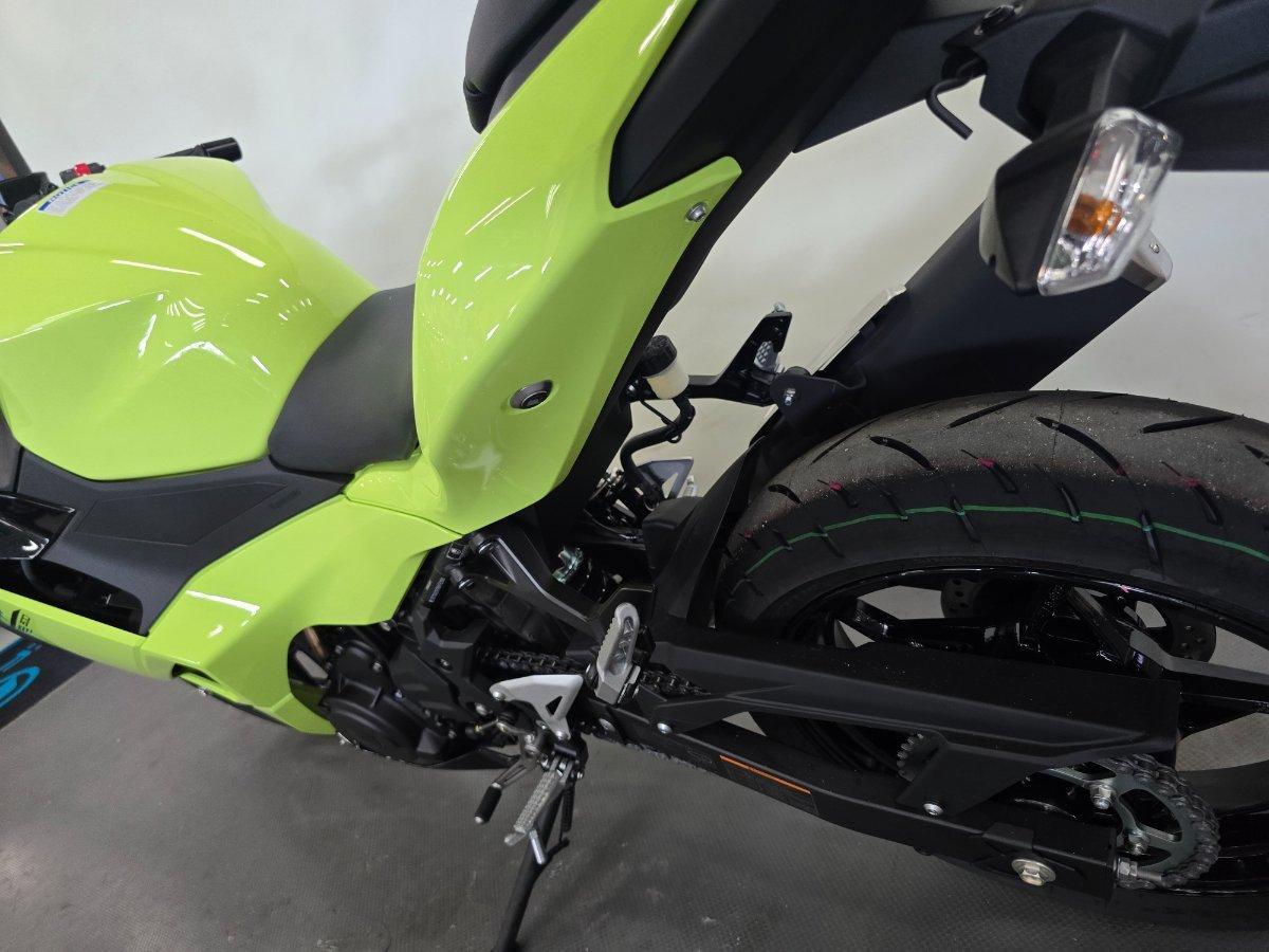 2026 KAWASAKI NINJA 500 SPORTS