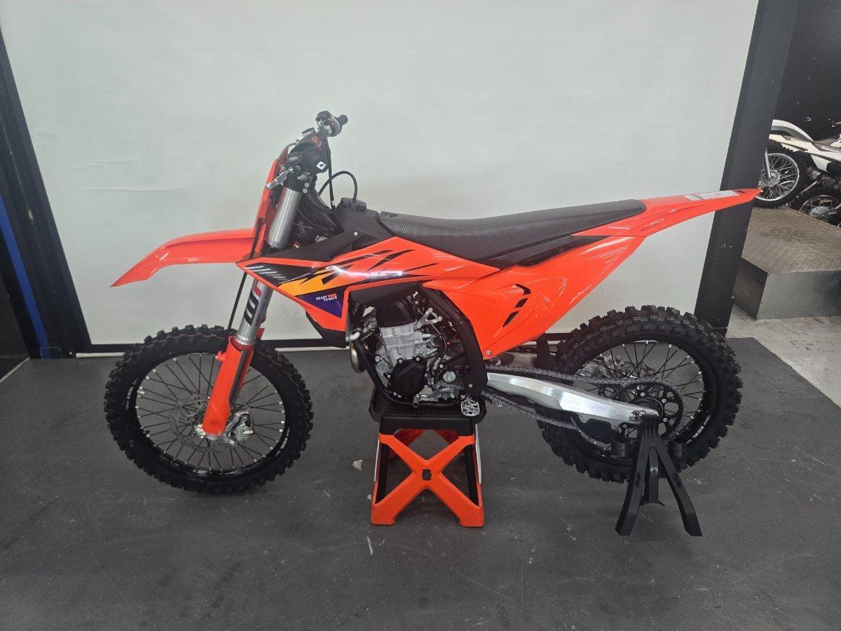 2026 KTM 450 SX-F MOTOCROSS