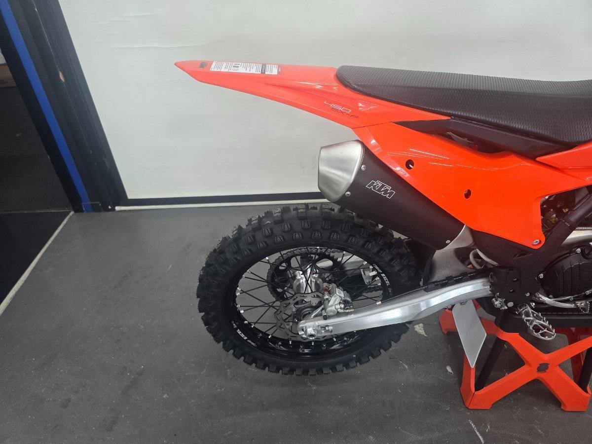 2026 KTM 450 SX-F MOTOCROSS