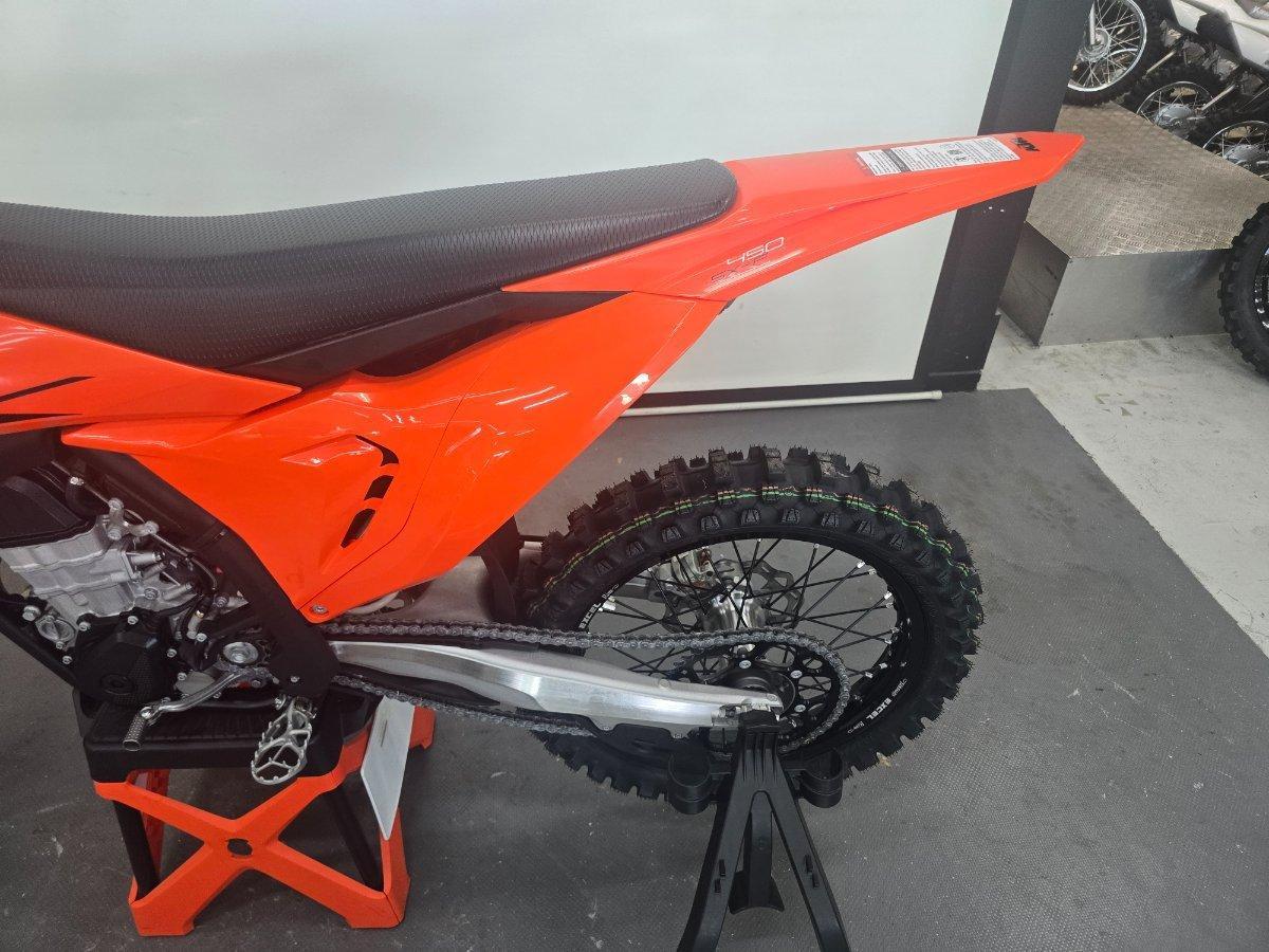 2026 KTM 450 SX-F MOTOCROSS