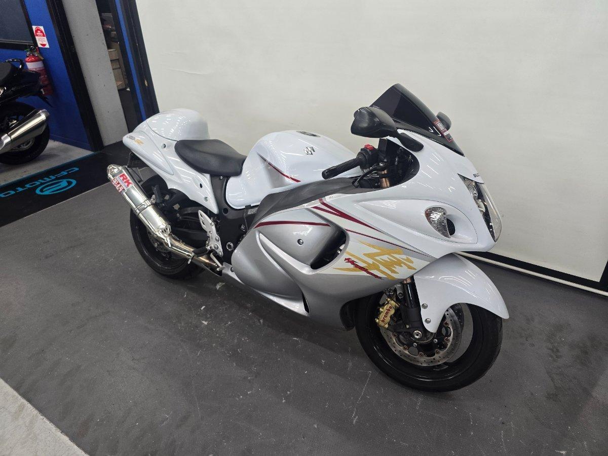 2015 SUZUKI GSX1300RA (HAYABUSA) SPORTS