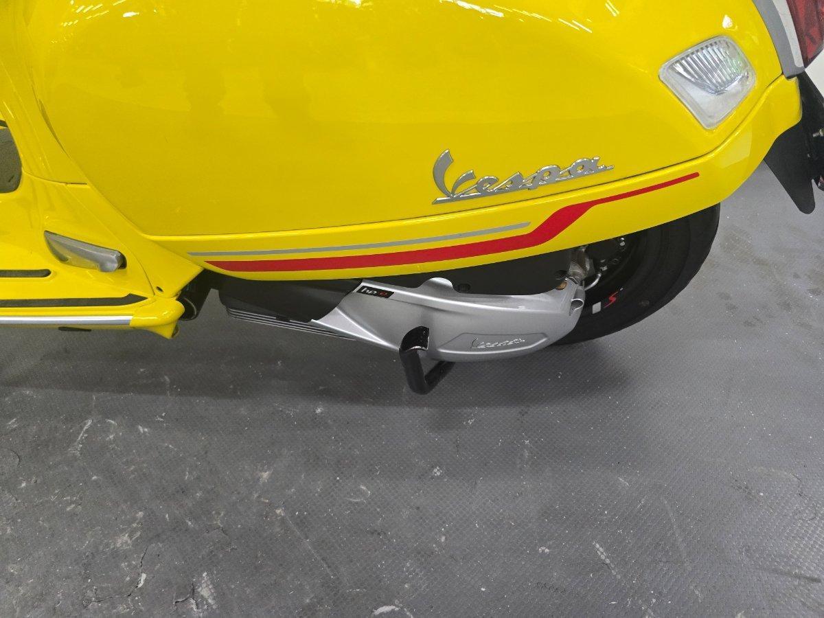 2022 VESPA GTS 300 SUPER SPORT SCOOTER