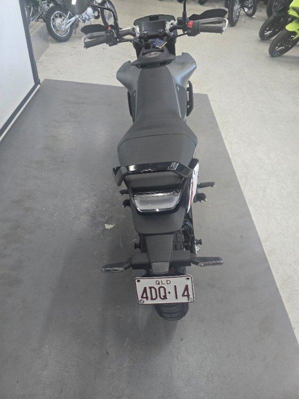 2025 HUSQVARNA SVARTPILEN 401 ROAD