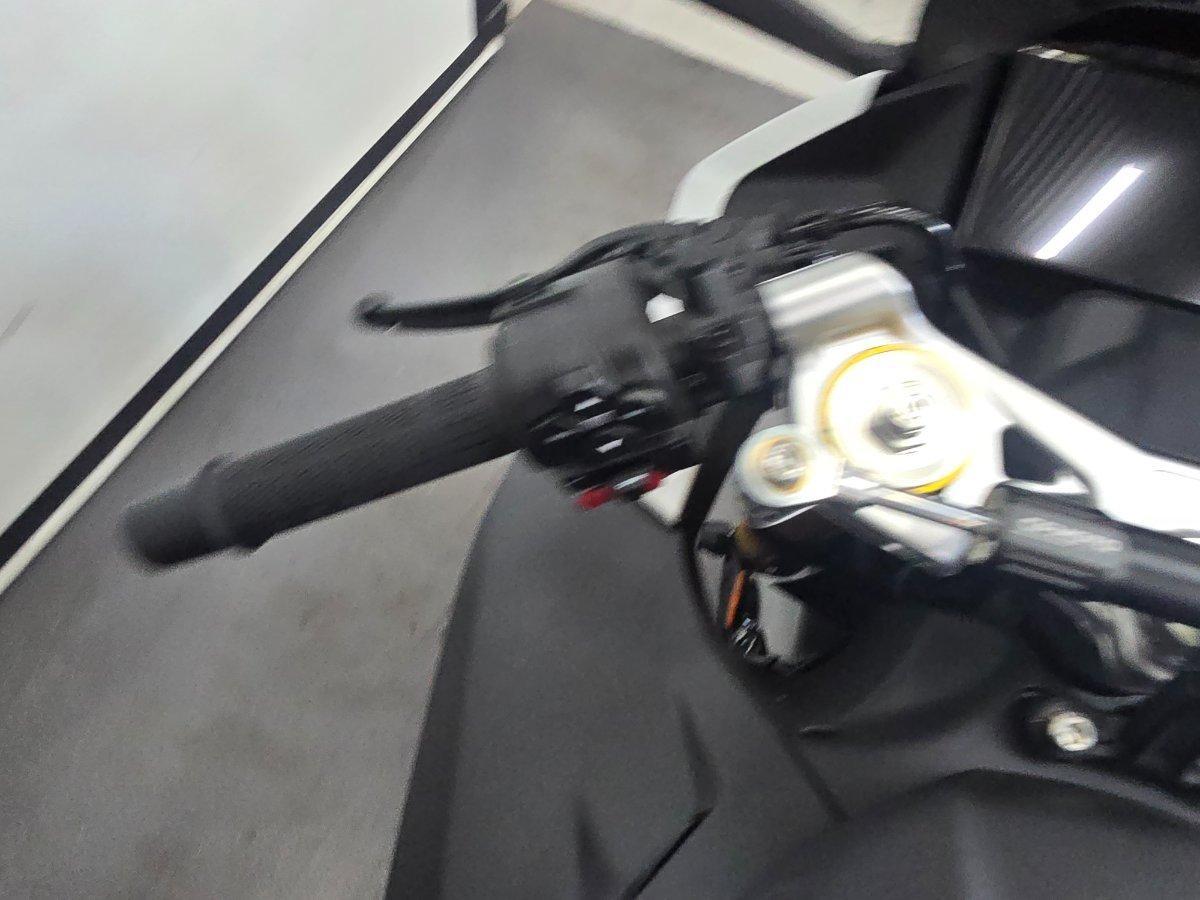 2026 CF MOTO 750 SR-S SPORTS