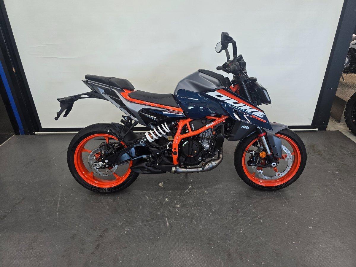 2025 KTM 390 DUKE ROAD