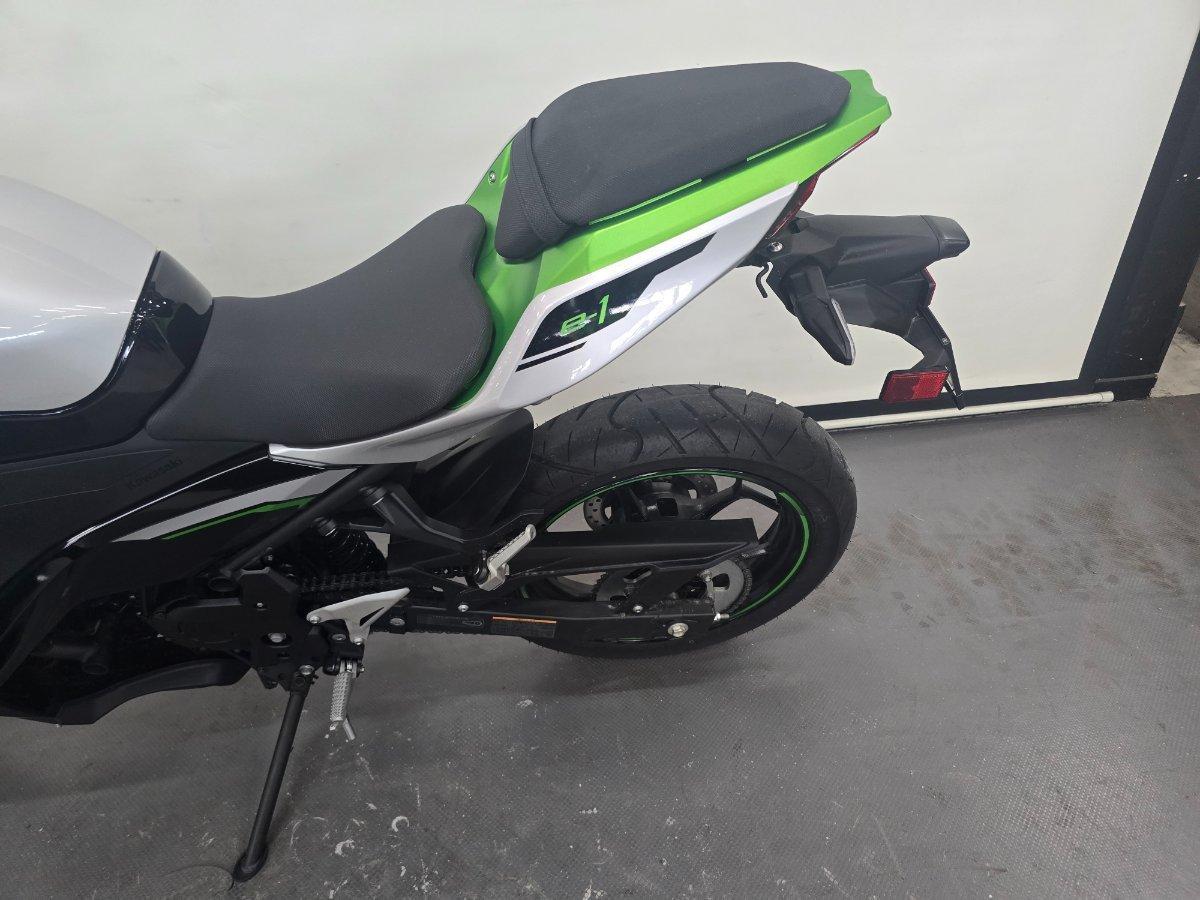 2024 KAWASAKI NINJA e-1 ROAD