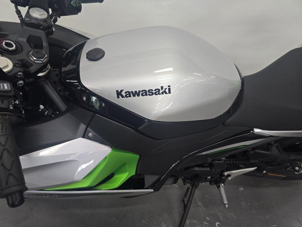 2024 KAWASAKI NINJA e-1 ROAD