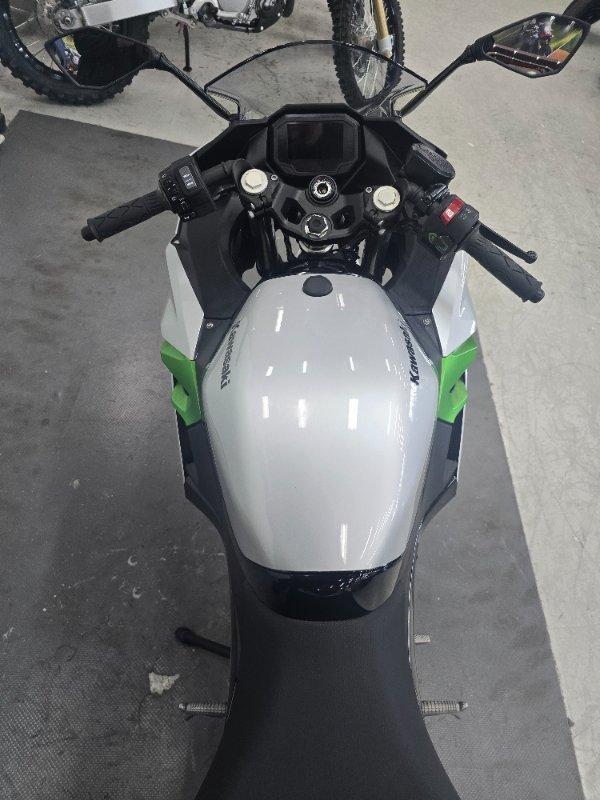2024 KAWASAKI NINJA e-1 ROAD