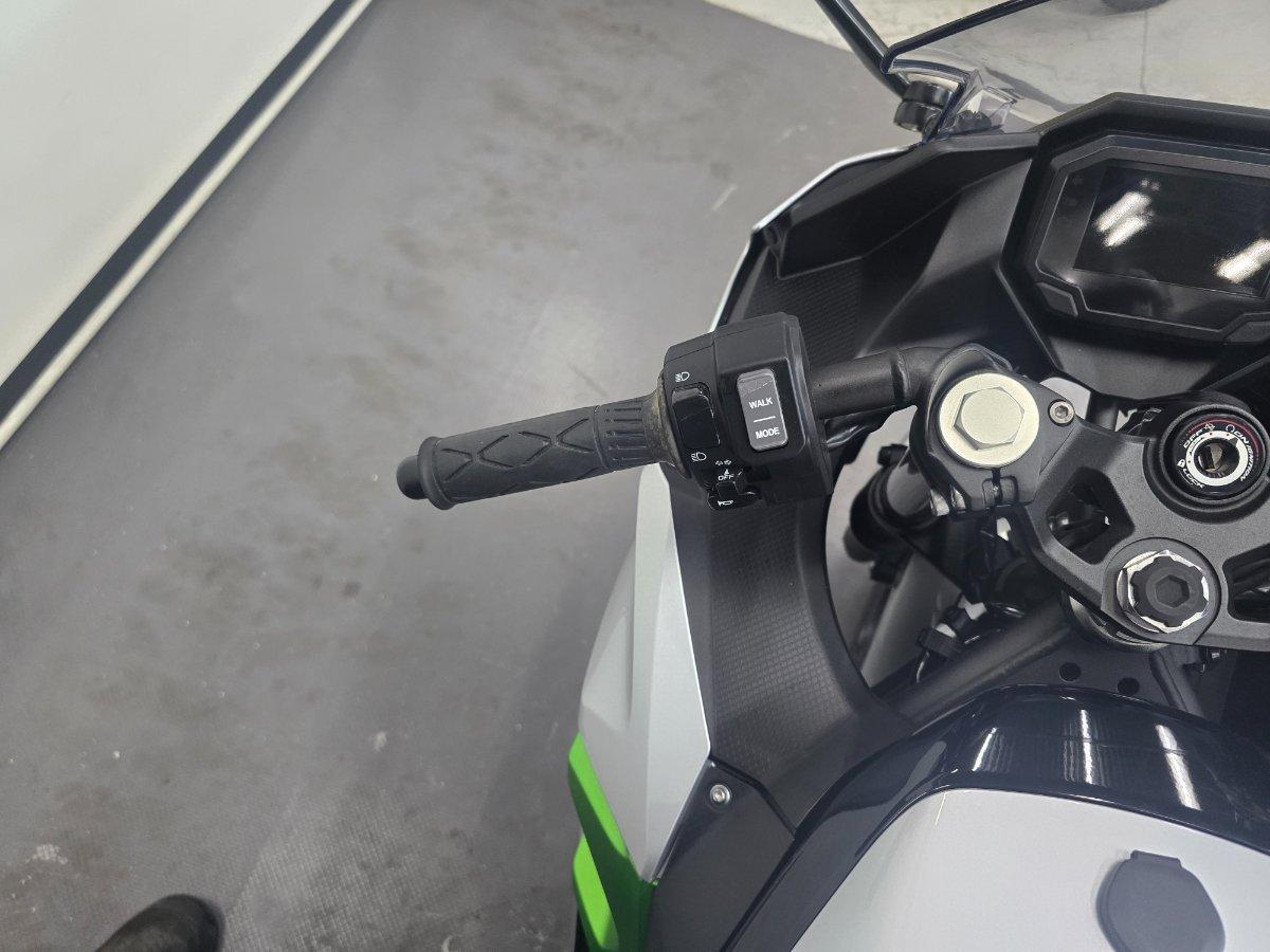 2024 KAWASAKI NINJA e-1 ROAD