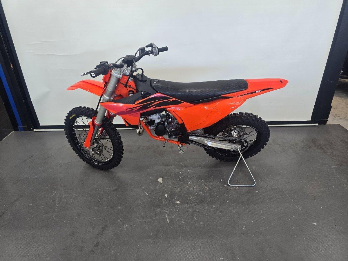 2026 KTM 85 SX (19/16) MINIBIKE