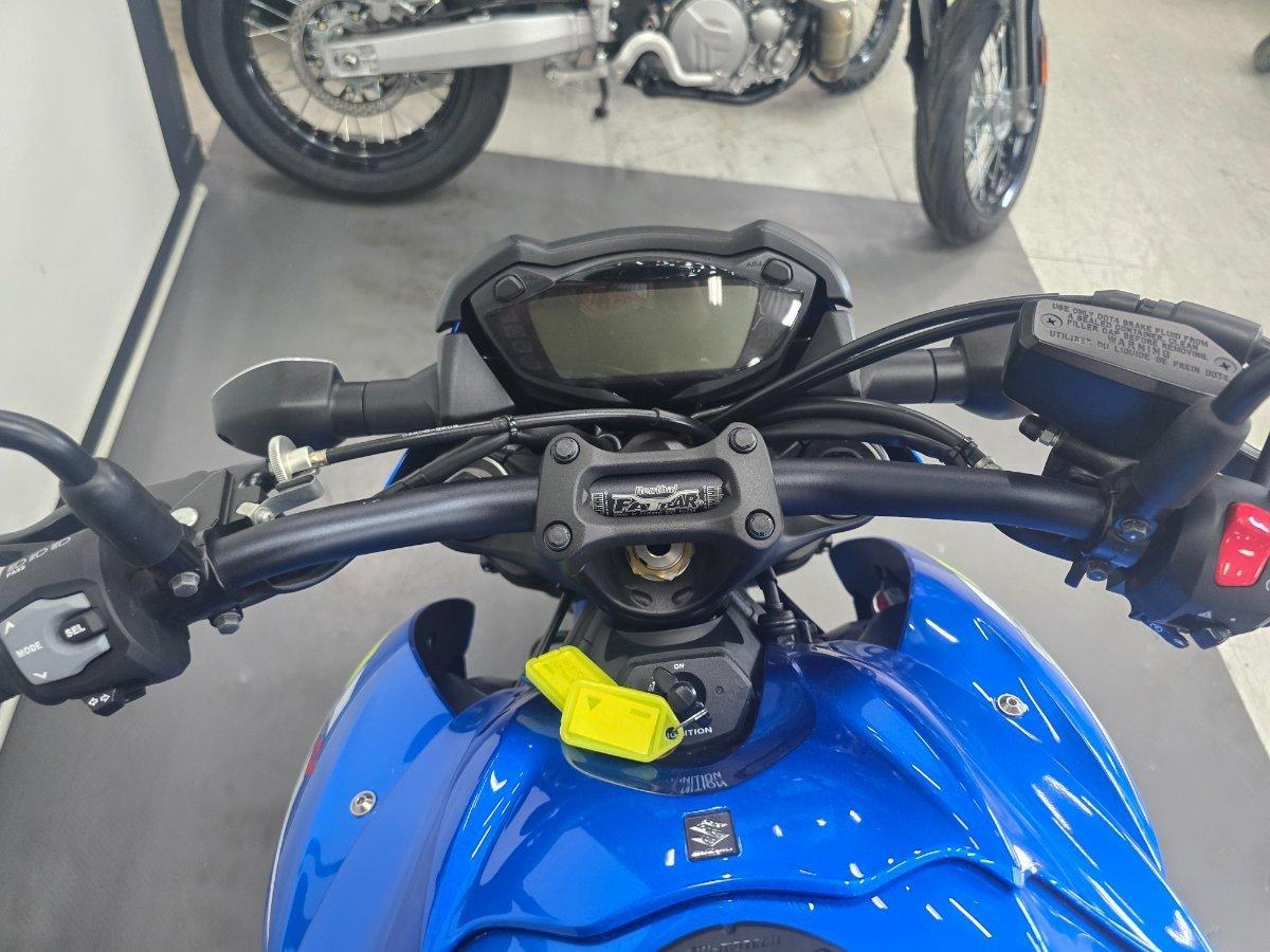 2019 SUZUKI GSX-S1000F ROAD