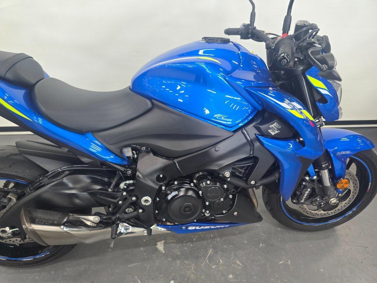 2019 SUZUKI GSX-S1000F ROAD