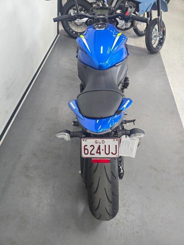 2019 SUZUKI GSX-S1000F ROAD