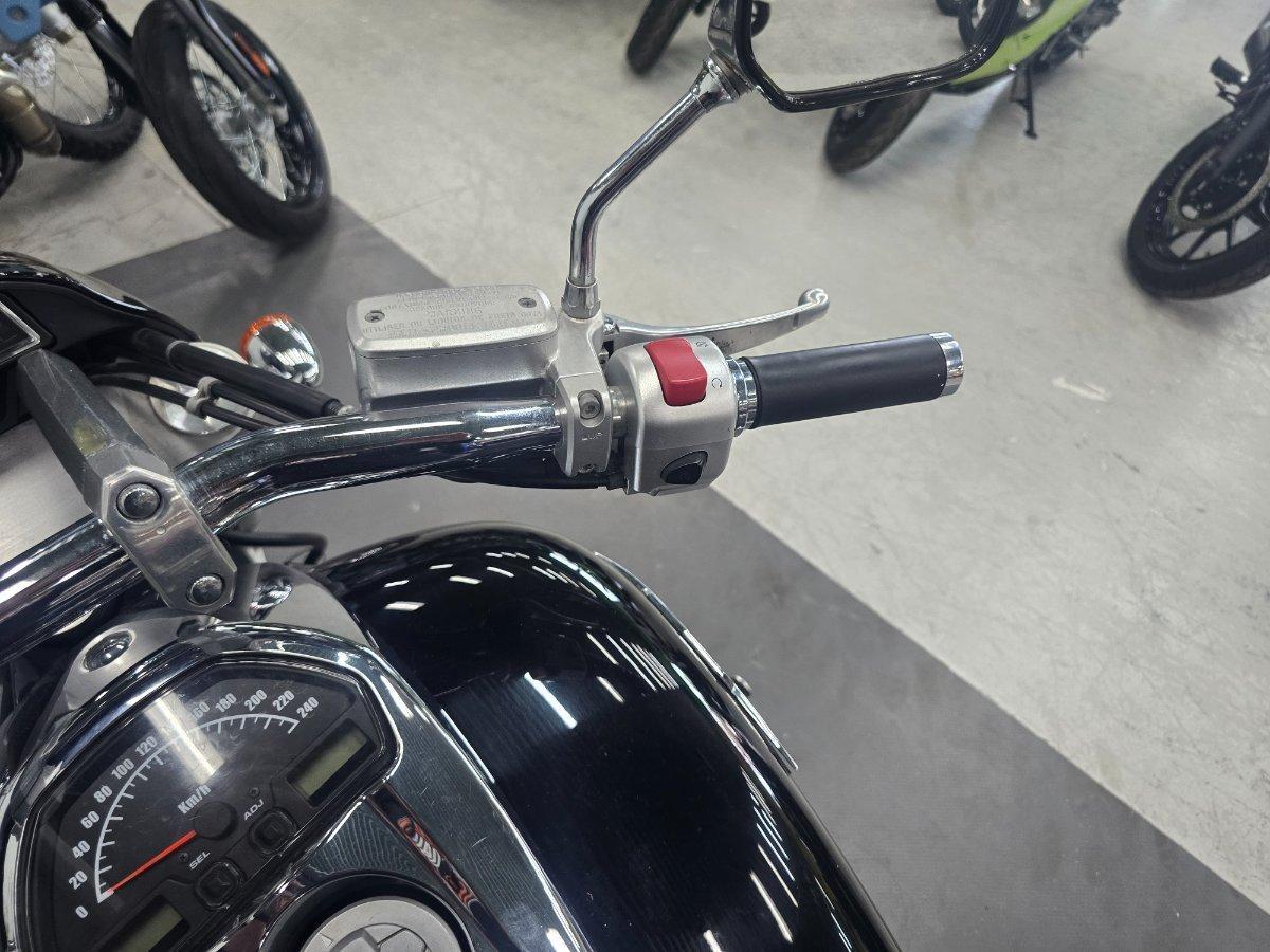 2012 SUZUKI VZR 1800 BOULEVARD (M109R) CRUISER