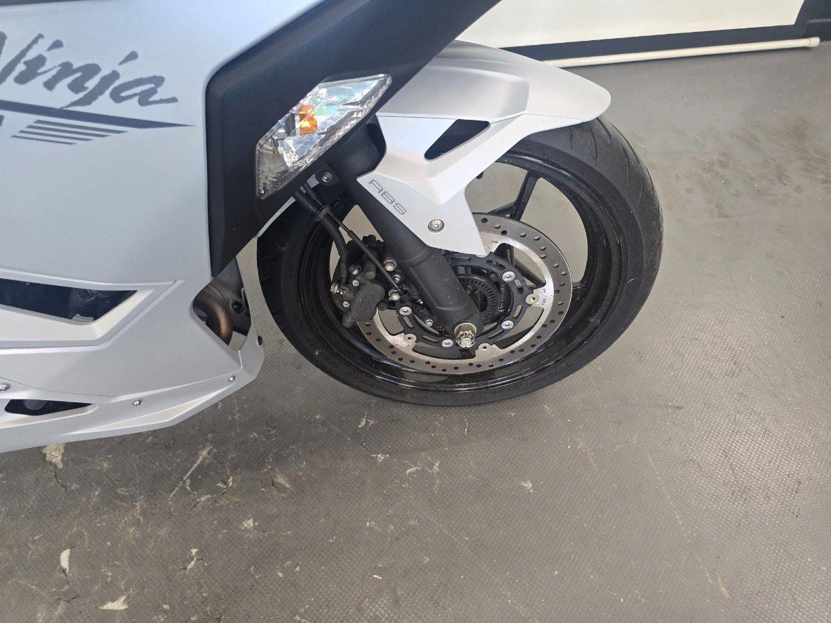 2024 KAWASAKI NINJA 500 SPORTS
