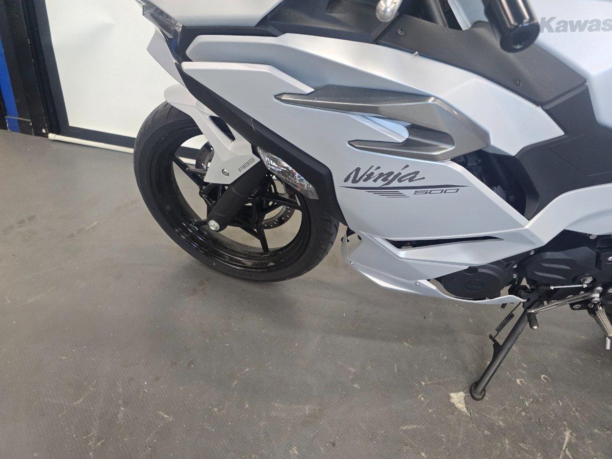2024 KAWASAKI NINJA 500 SPORTS