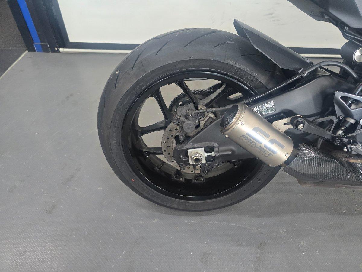 2025 YAMAHA YZF-R1 SPORTS