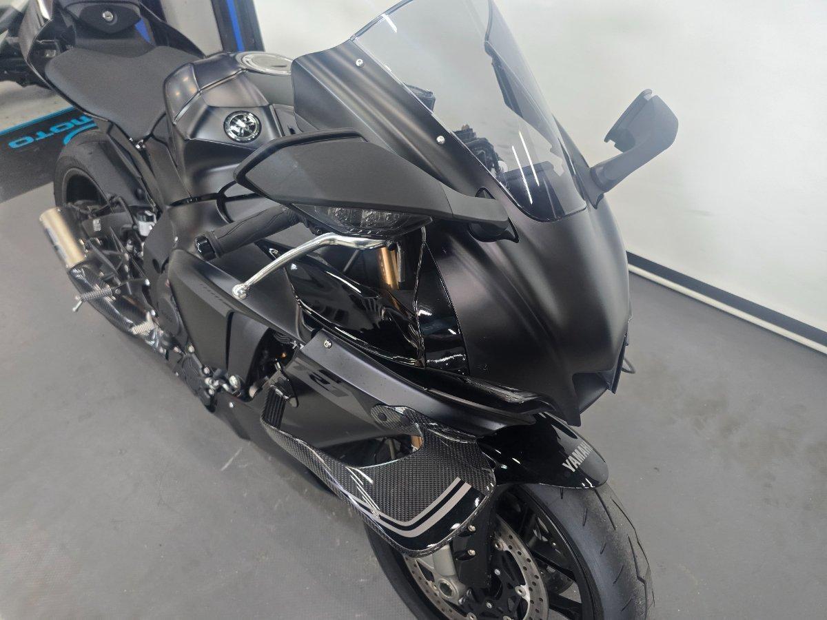 2025 YAMAHA YZF-R1 SPORTS