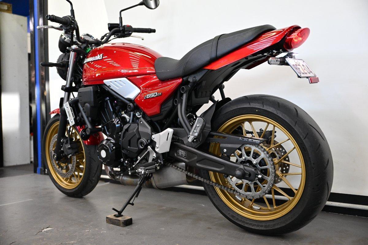 2024 KAWASAKI Z650 RS ROAD