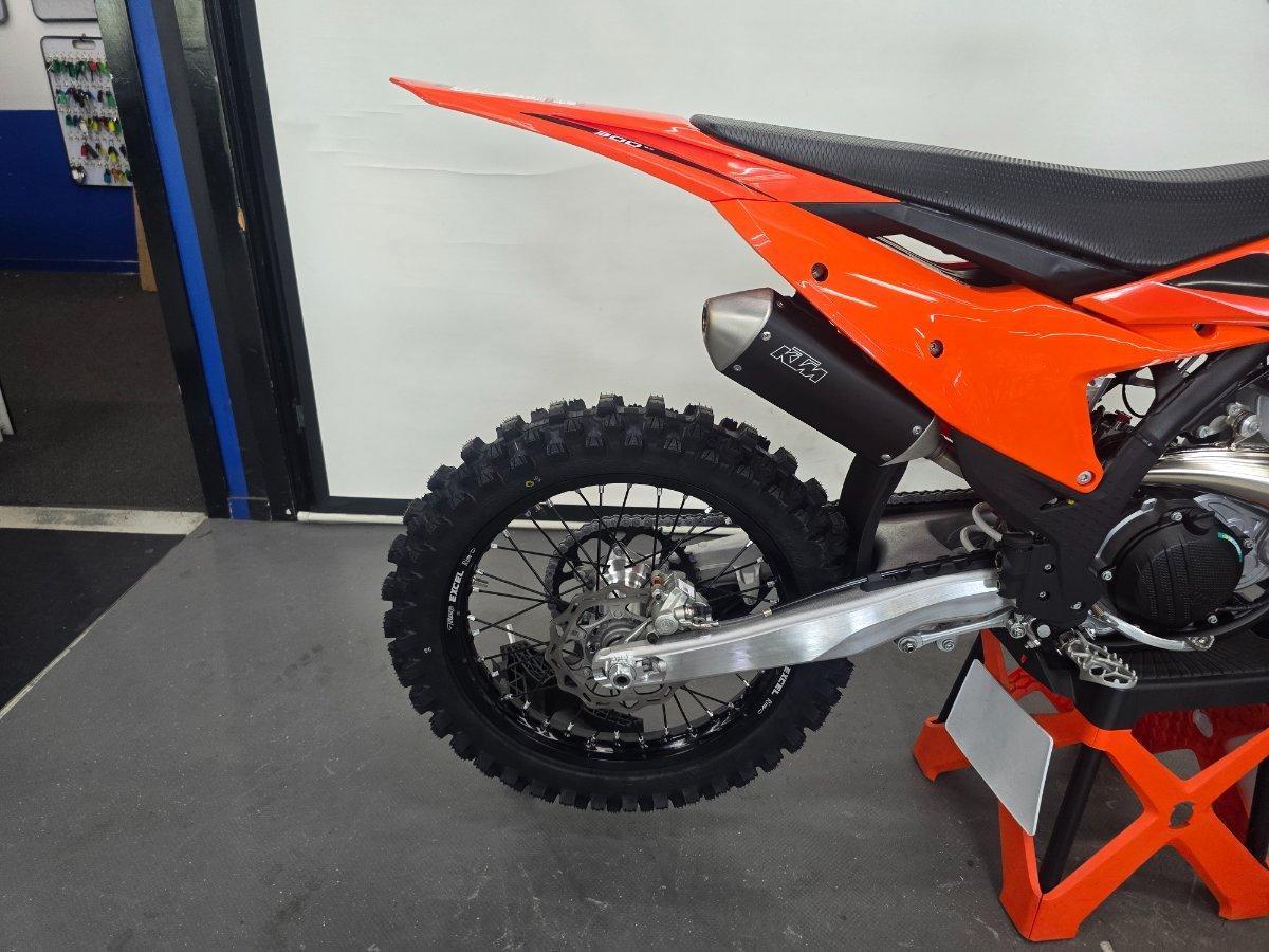 2026 KTM 300 SX MOTOCROSS