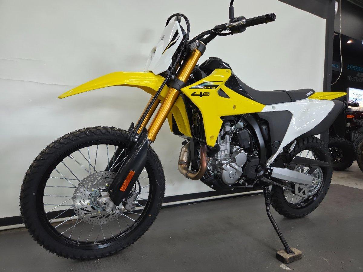 2026 SUZUKI DR-Z4S DUAL SPORTS