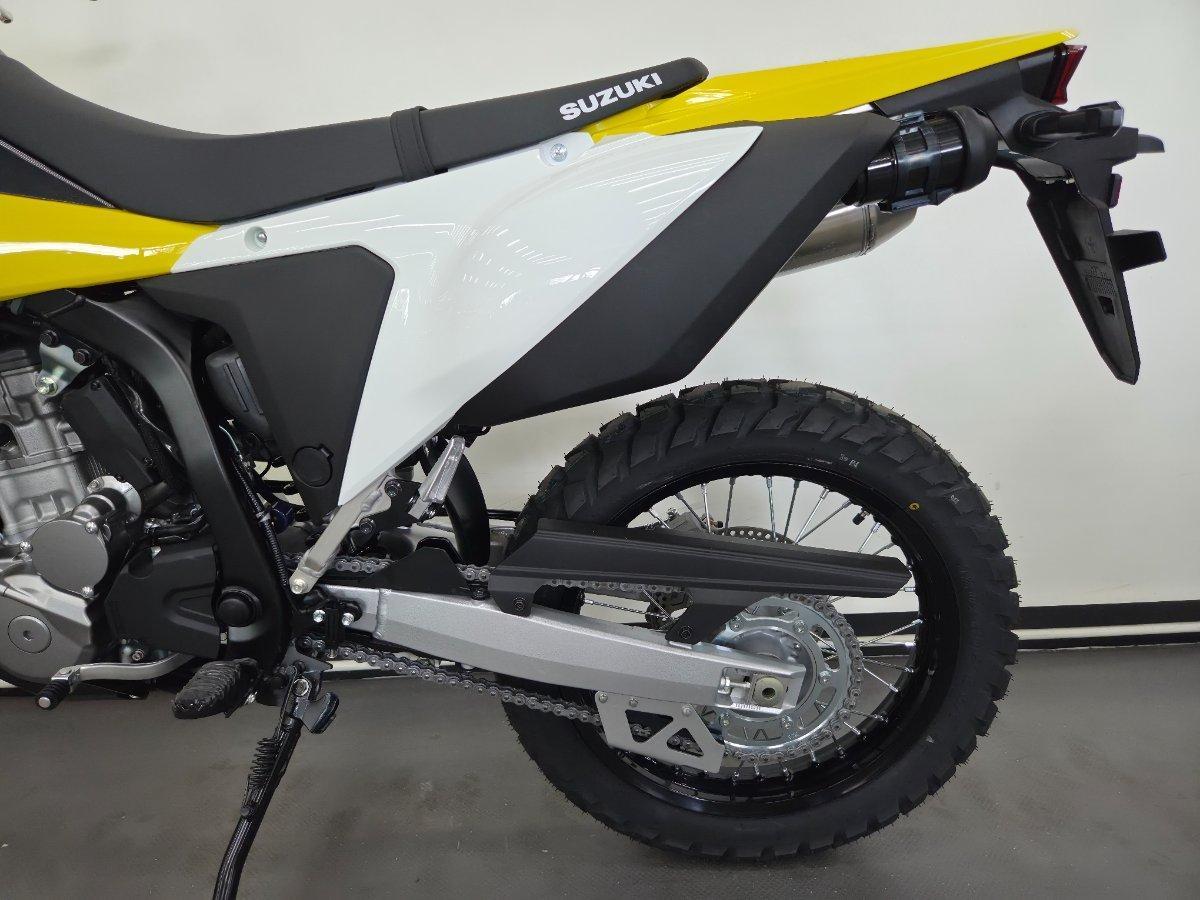 2026 SUZUKI DR-Z4S DUAL SPORTS