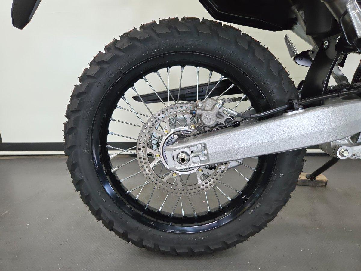 2026 SUZUKI DR-Z4S DUAL SPORTS