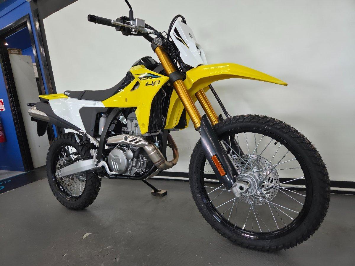 2026 SUZUKI DR-Z4S DUAL SPORTS