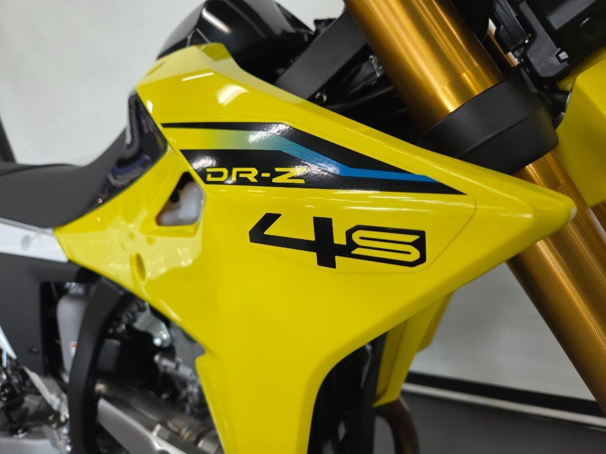 2026 SUZUKI DR-Z4S DUAL SPORTS