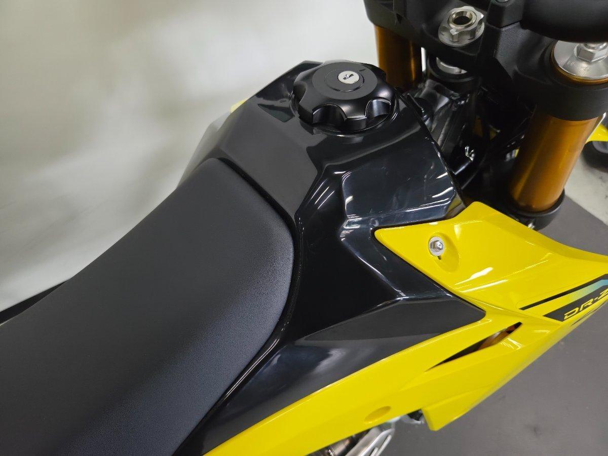 2026 SUZUKI DR-Z4S DUAL SPORTS