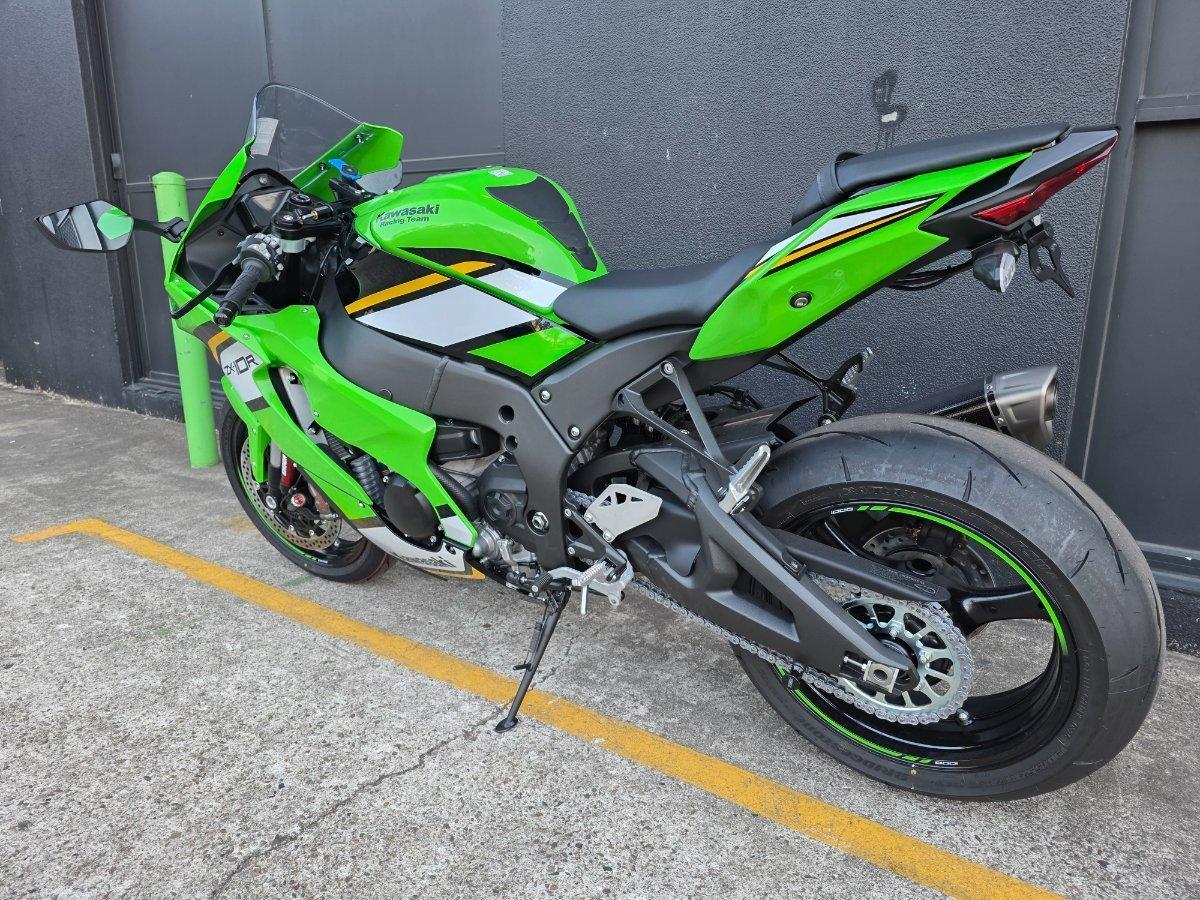 2025 KAWASAKI NINJA ZX-10R SPORTS