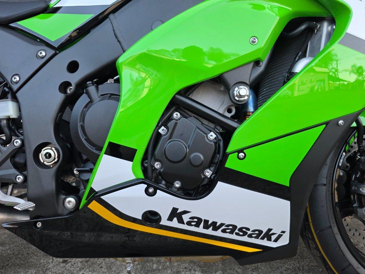 2025 KAWASAKI NINJA ZX-10R SPORTS