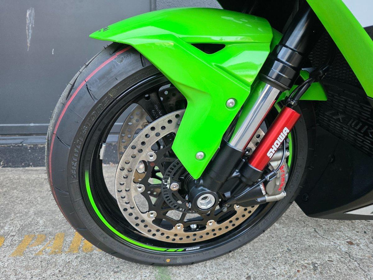 2025 KAWASAKI NINJA ZX-10R SPORTS