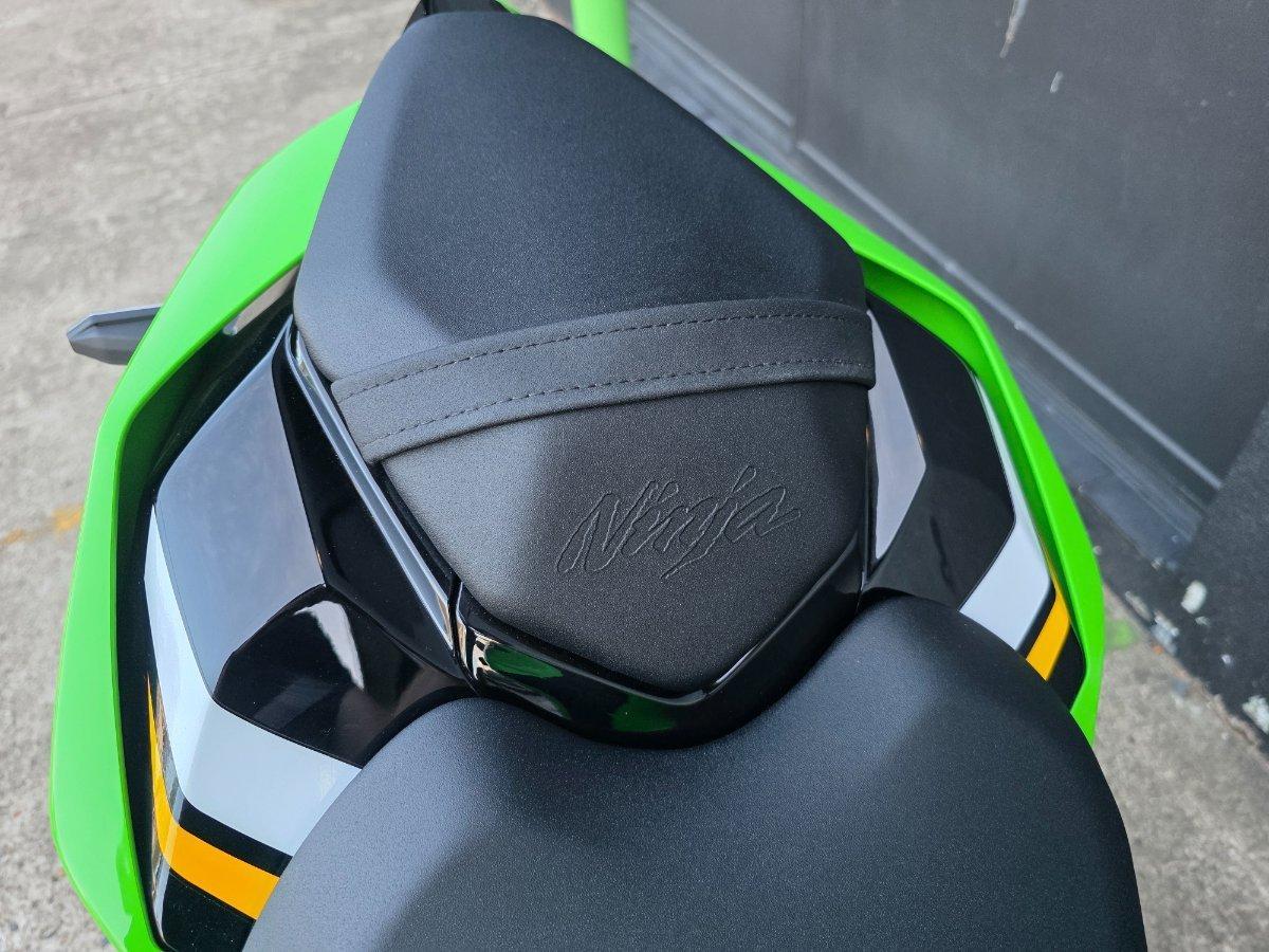 2025 KAWASAKI NINJA ZX-10R SPORTS