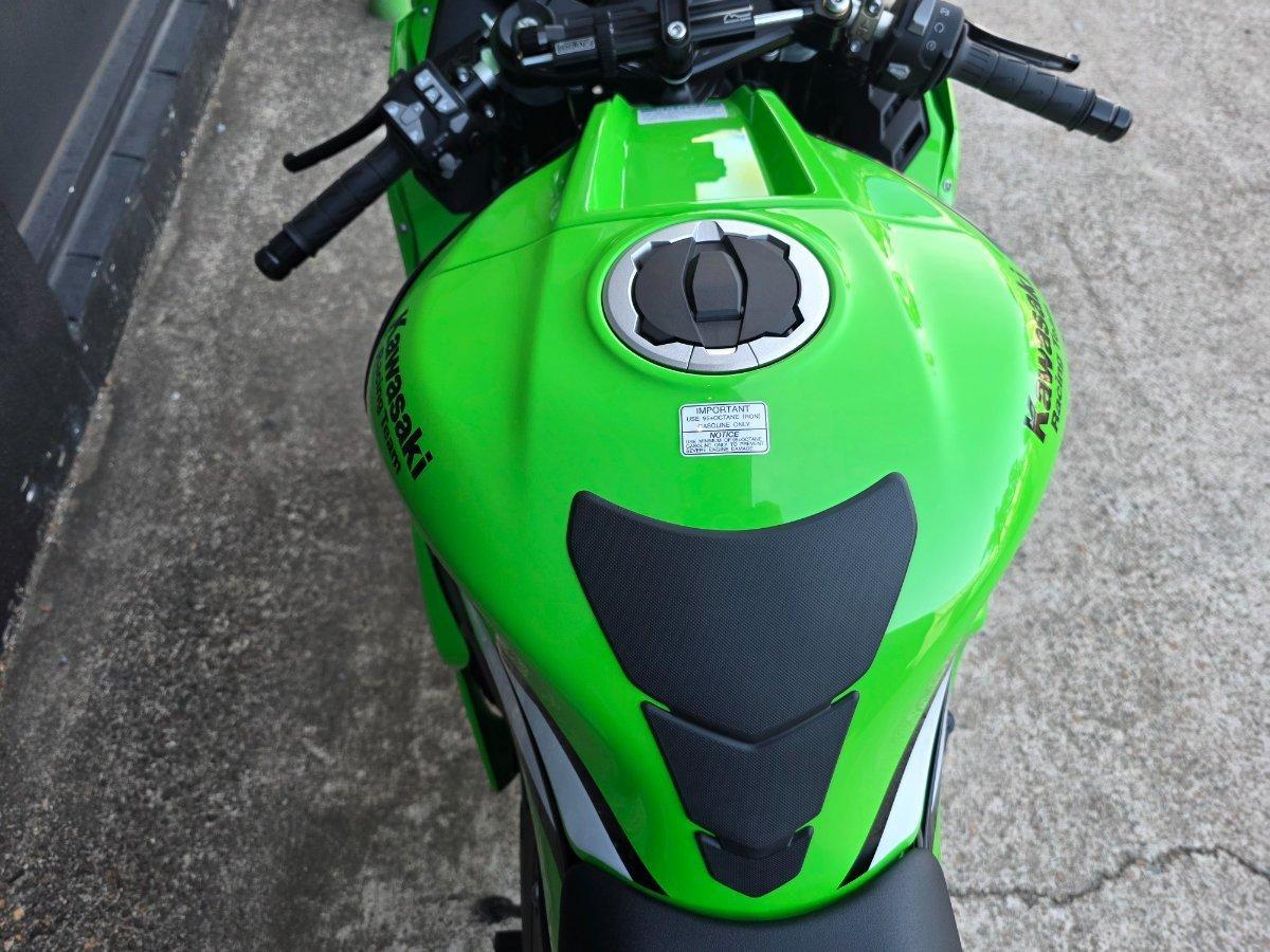 2025 KAWASAKI NINJA ZX-10R SPORTS