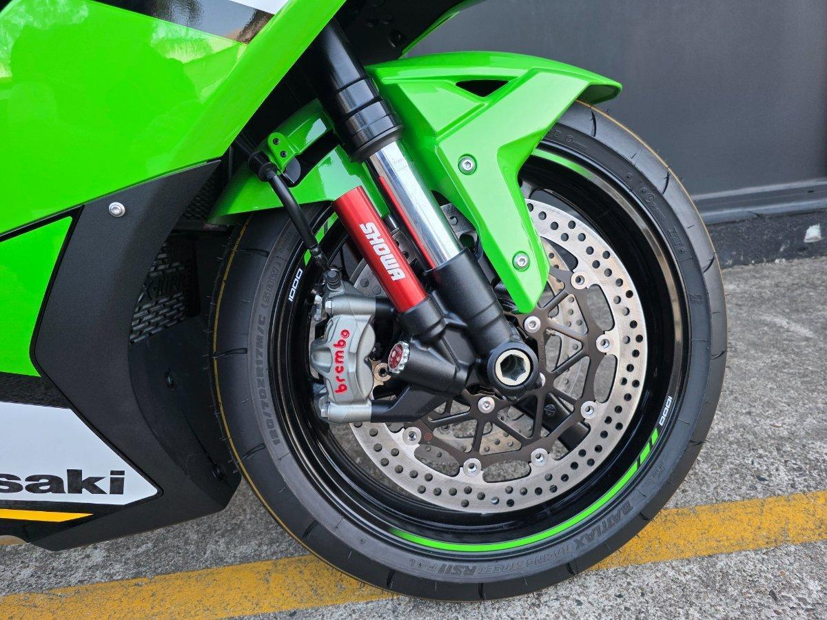 2025 KAWASAKI NINJA ZX-10R SPORTS