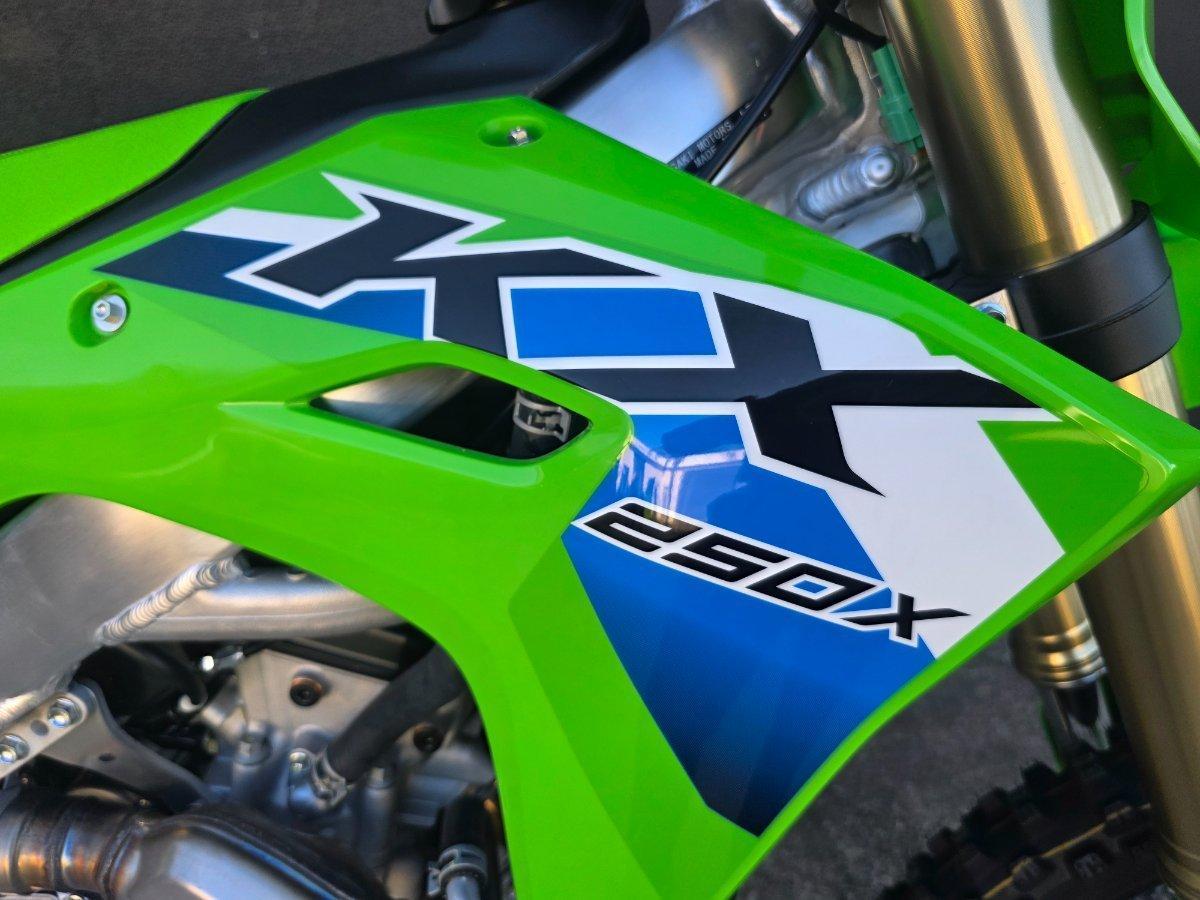2026 KAWASAKI KX250X MOTOCROSS