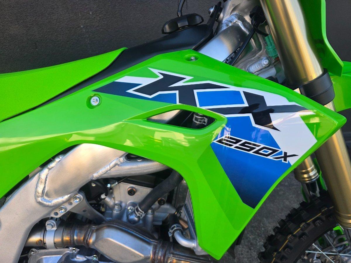 2026 KAWASAKI KX250X MOTOCROSS