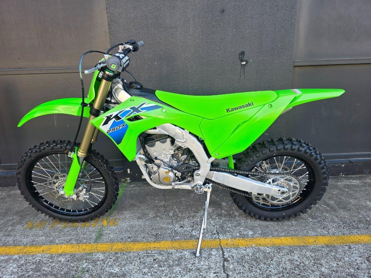 2026 KAWASAKI KX250X MOTOCROSS