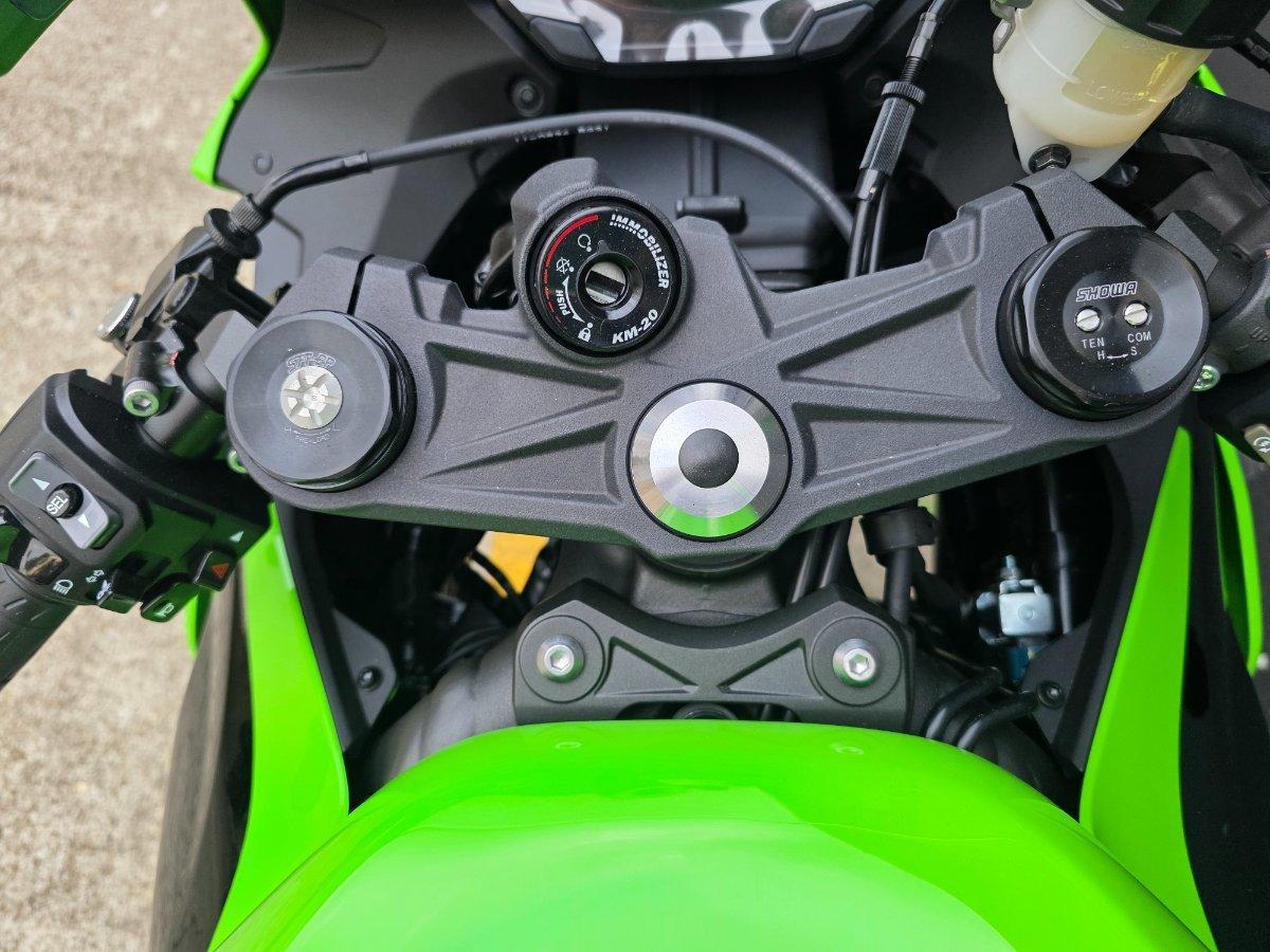 2025 KAWASAKI NINJA ZX-6R (636) SPORTS