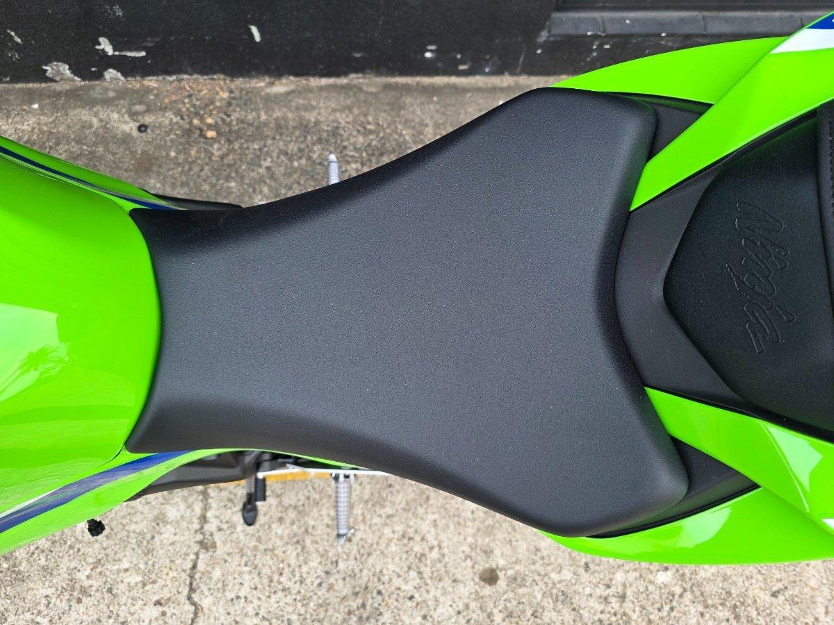 2025 KAWASAKI NINJA ZX-6R (636) SPORTS