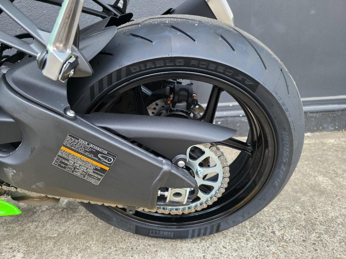 2025 KAWASAKI NINJA ZX-6R (636) SPORTS