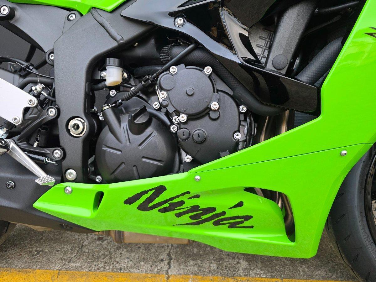 2025 KAWASAKI NINJA ZX-6R (636) SPORTS