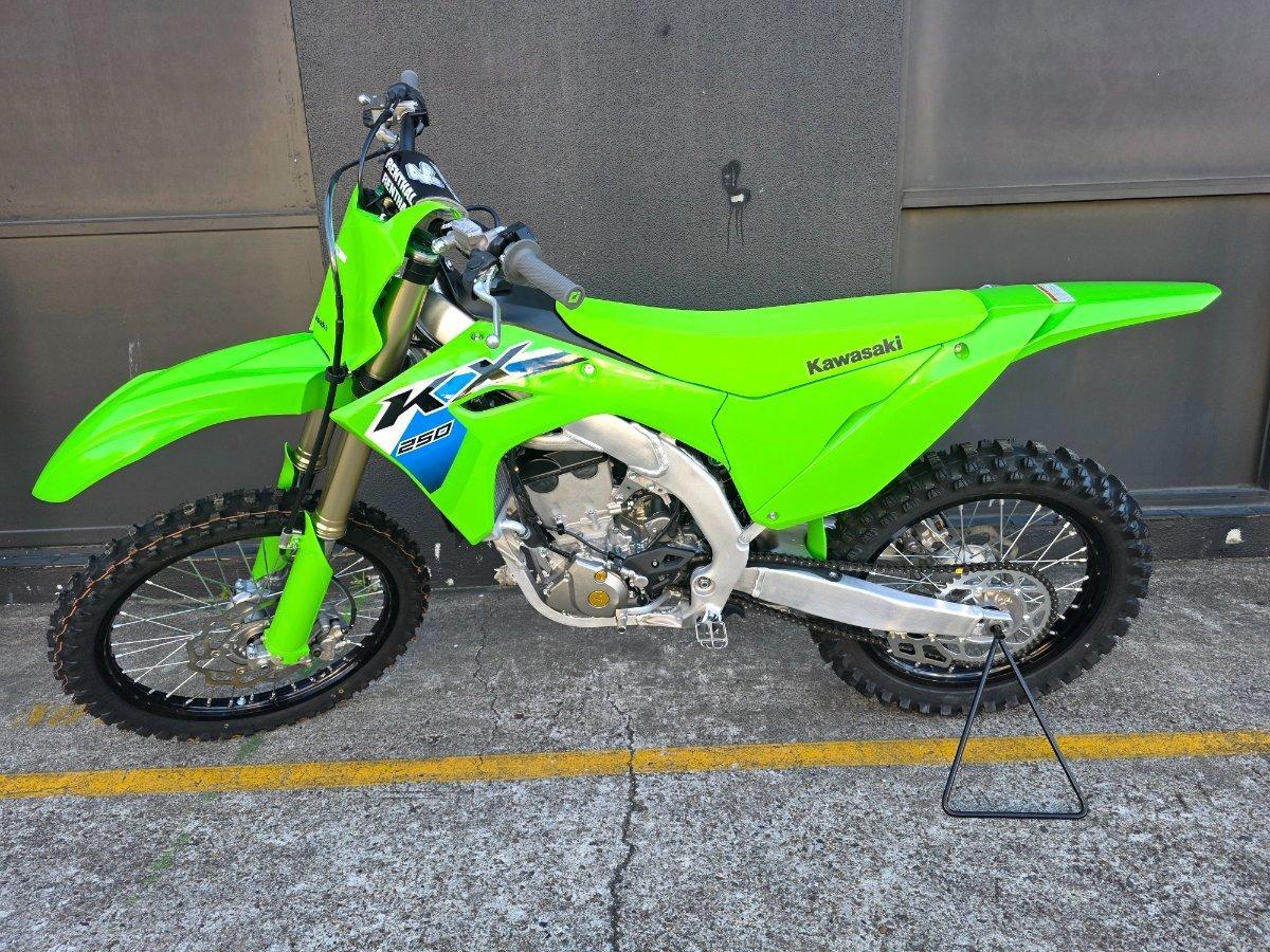 2026 KAWASAKI KX250 MOTOCROSS