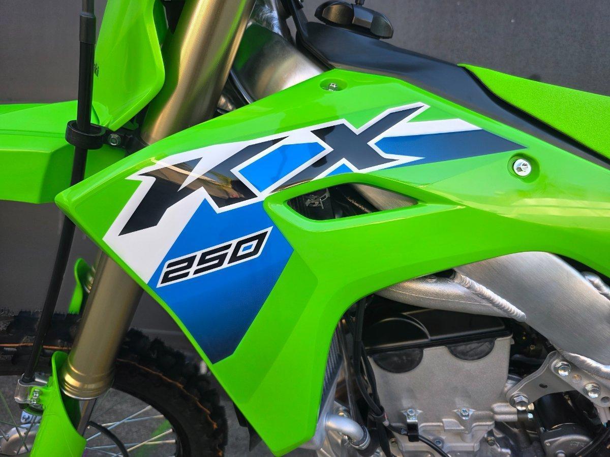 2026 KAWASAKI KX250 MOTOCROSS