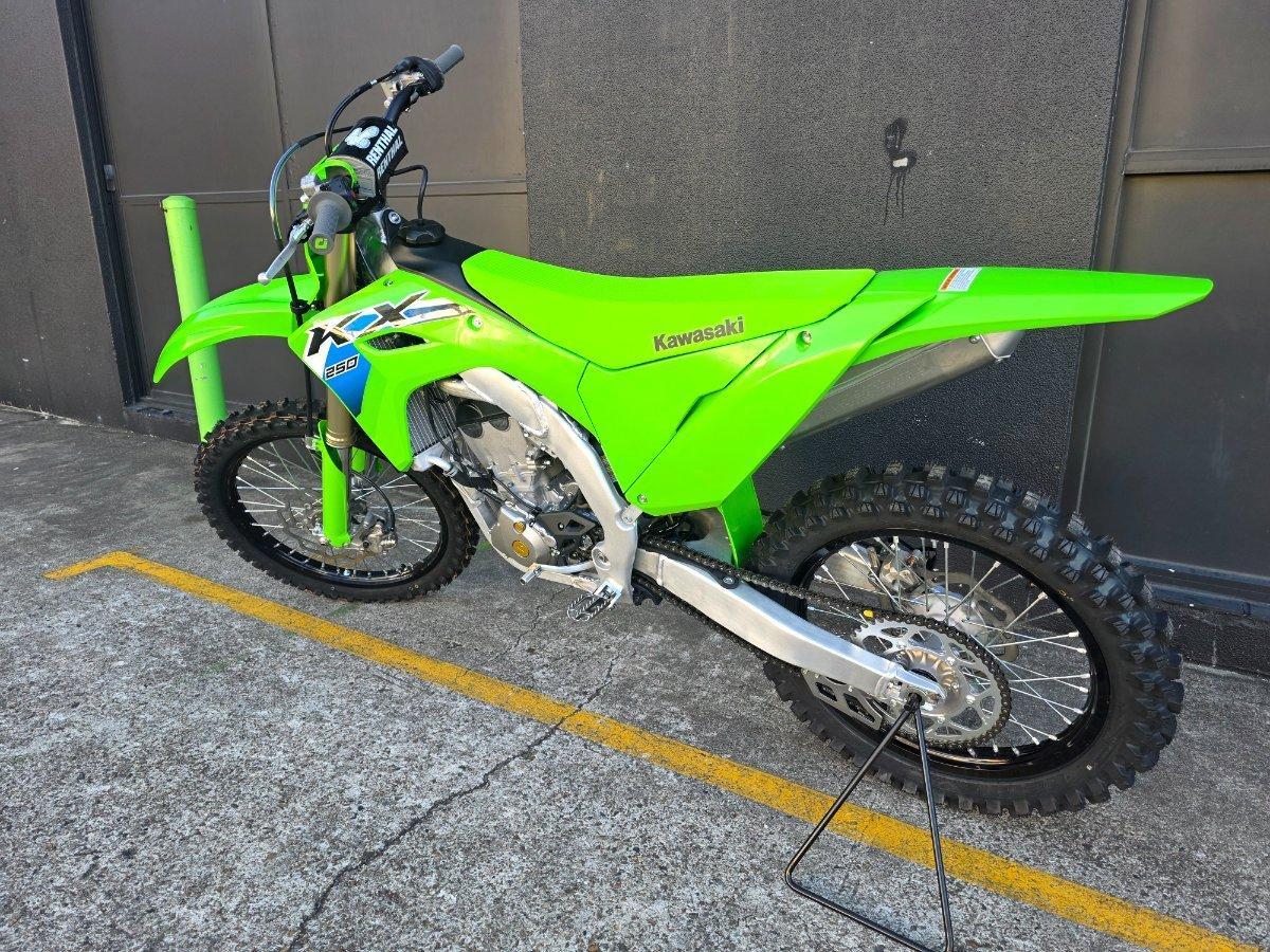 2026 KAWASAKI KX250 MOTOCROSS