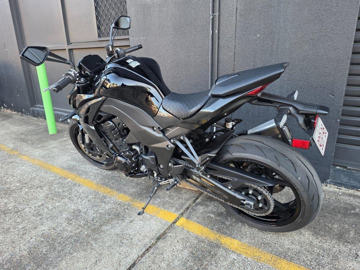 2026 KAWASAKI Z1100 SPORTS