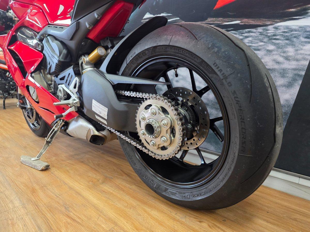 2019 DUCATI PANIGALE V4 SPORTS